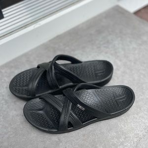 Telic - Mallory Sandal